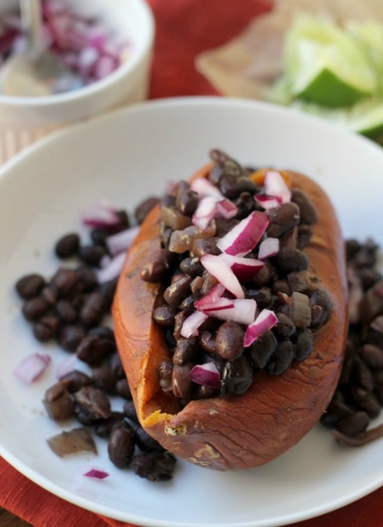 The BEST Slow Cooker Recipes for Black Beans found on Slow Cooker or Pressure Cooker at SlowCookerFromScratch.com