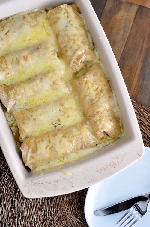 slow cooker smothered sweet pork burritos from mels kitchen cafe featured on slow cooker or pressure - Mels Kitchen Cafe slow cooker smothered sweet pork burritos from mels kitchen cafe featured on slow cooker or pressure - Mels Kitchen Cafe
