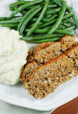 The BEST Slow Cooker Meatloaf from Food Bloggers featured on SlowCookerFromScratch.com