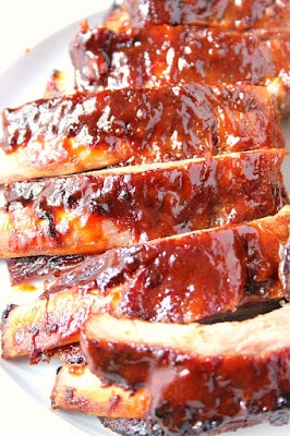 The BEST Slow Cooker Ribs for an Easy Finger-Licking Dinner [featured on SlowCookerFromScratch.com]