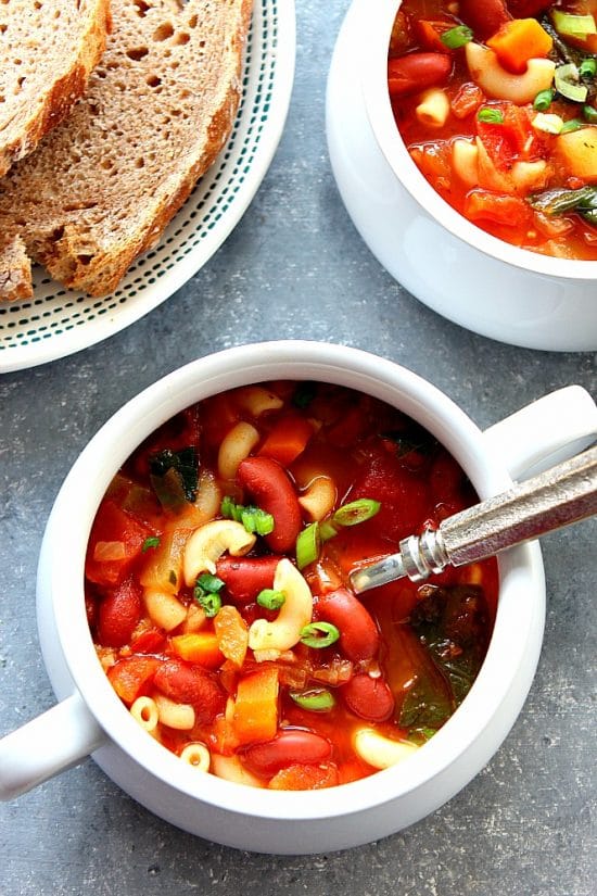 Ten Instant Pot Minestrone Soup Recipes Your Family Will Love featured on Slow Cooker or Pressure Cooker at SlowCookerFromScratch.com