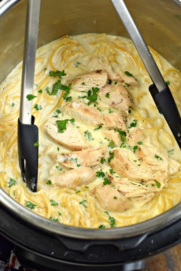 Instant Pot Chicken Fettucine Alfredo from Shugary Sweets