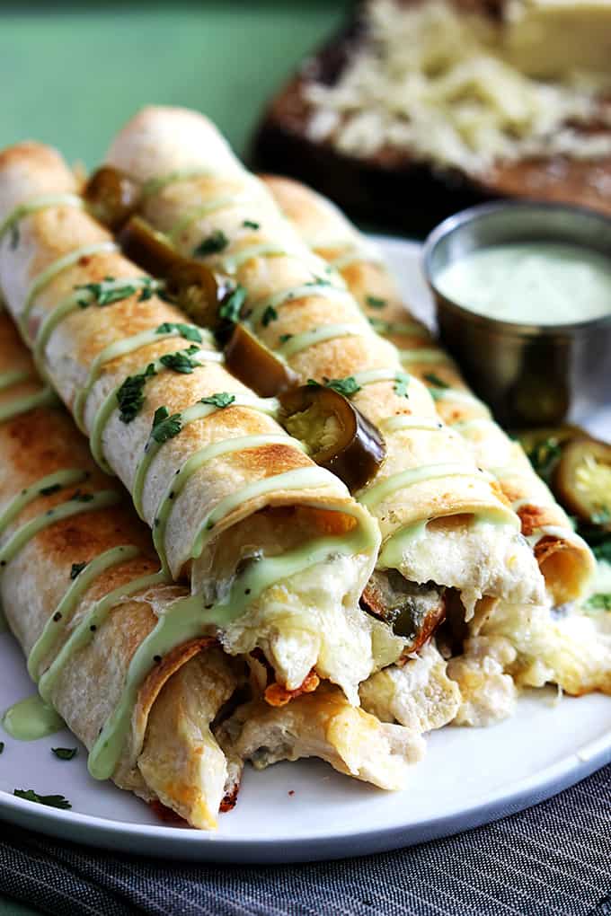 Slow Cooker Jalapeno Popper Chicken Taquitos from Creme de la Crumb