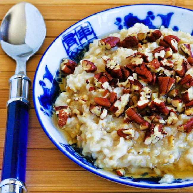 CrockPot Steel-Cut Oats with Maple Syrup and Pecans finished oats in serving bowl