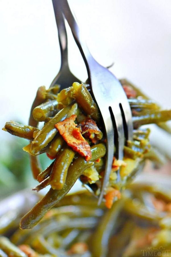 Slow Cooker Green Beans with Bacon from Mom on Timeout