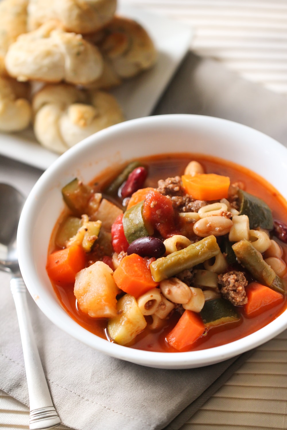 Instant Pot Minestrone Soup from Six Sisters' Stuff.