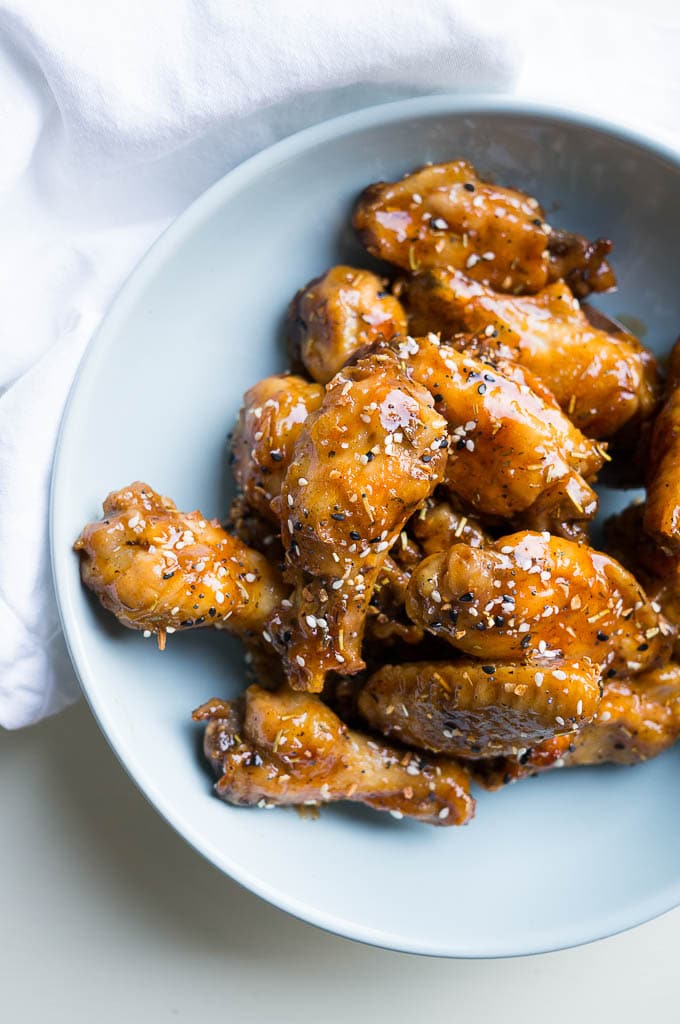 Pressure Cooker Grilled Honey Sriracha Chicken Wings from Kitschen Cat