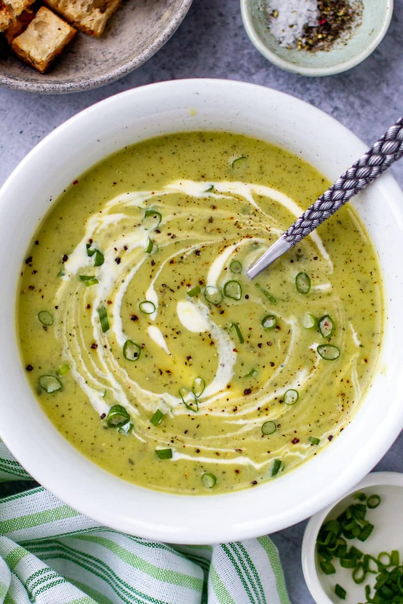 Creamy Instant Pot Zucchini Soup from Instant Pot Eats
